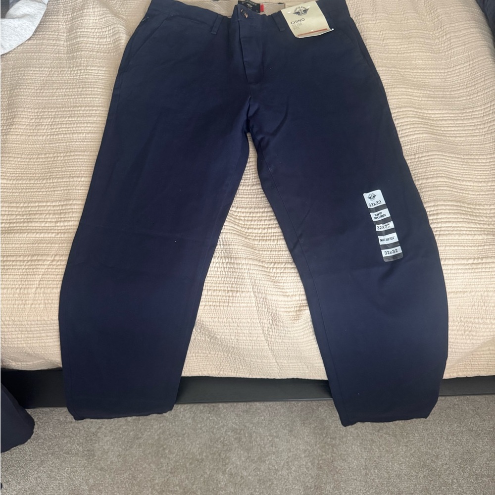 Dockers Chino Slim Fit Pants – 32x32 – Navy Blue (NWT)